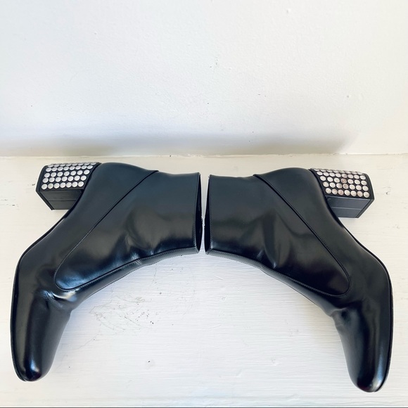 Saint Laurent Stud-Heel Leather Ankle Boot In Black Size 38 - Picture 8 of 16